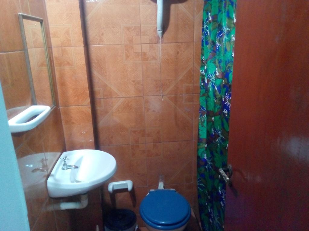Iguazu Rey Hostelプエルト・イグアス エクステリア 写真