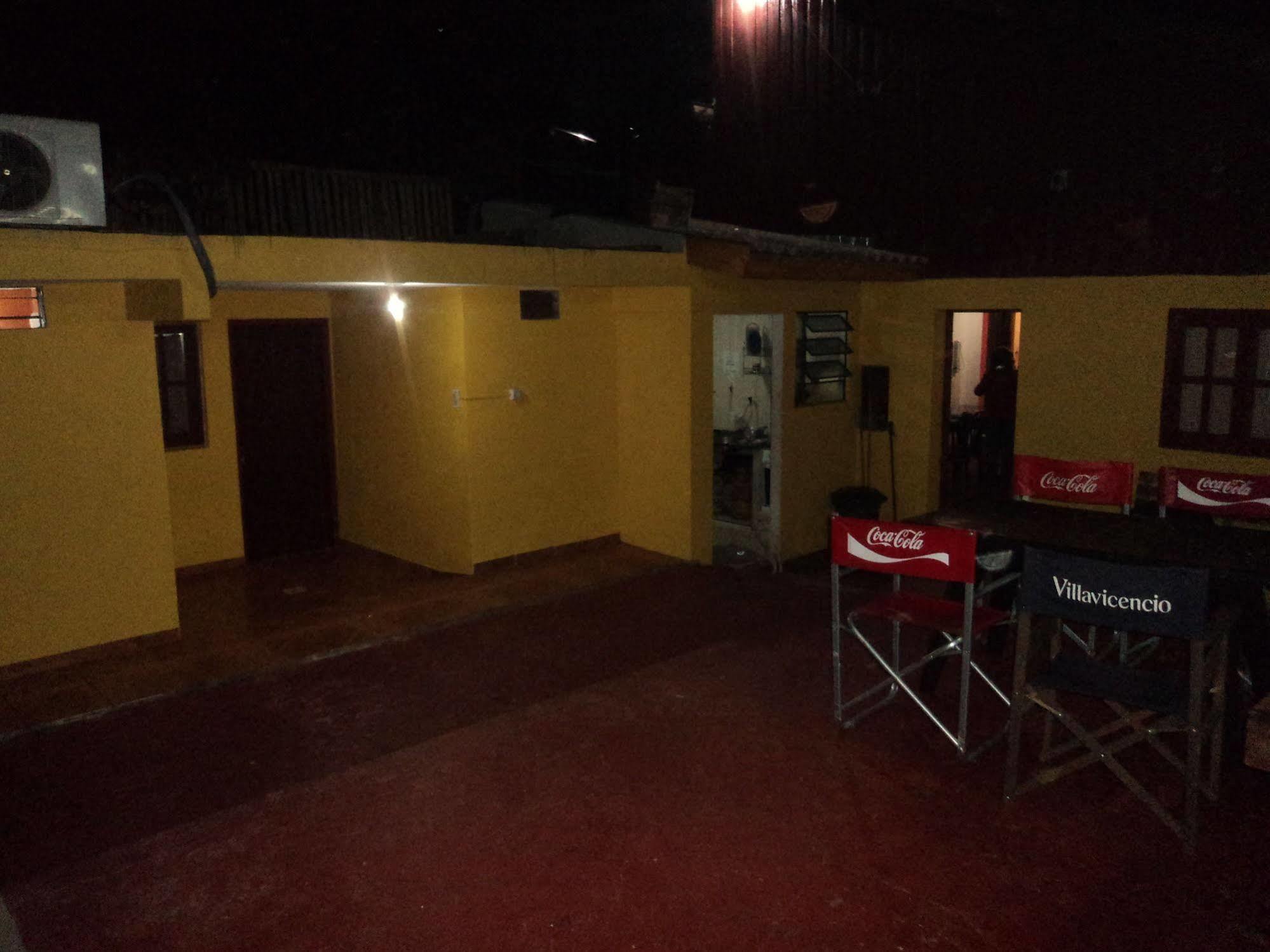 Iguazu Rey Hostelプエルト・イグアス エクステリア 写真
